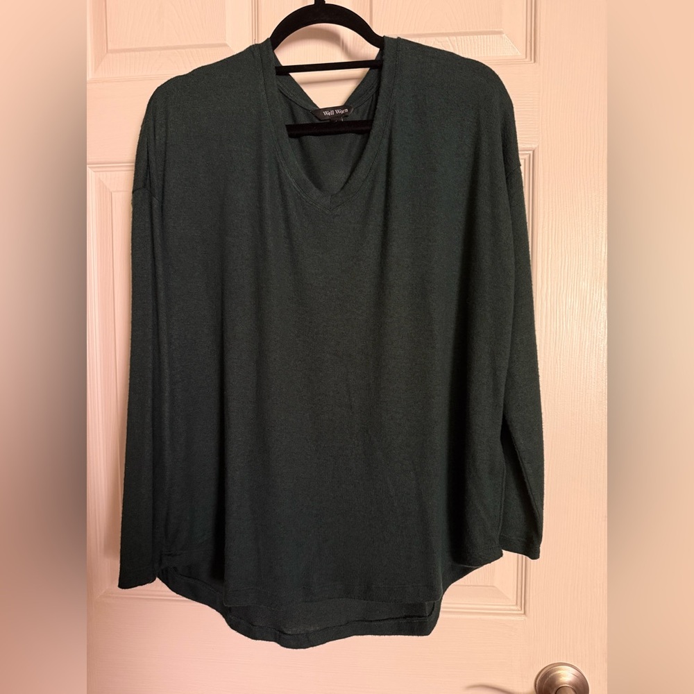 Well Worn Deep Green Long Sleeve Top Large NWOT
